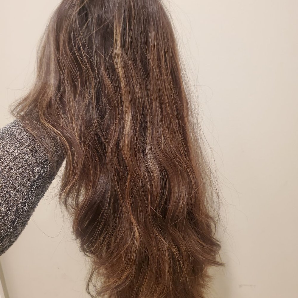 Wig - Picture 2 of 4